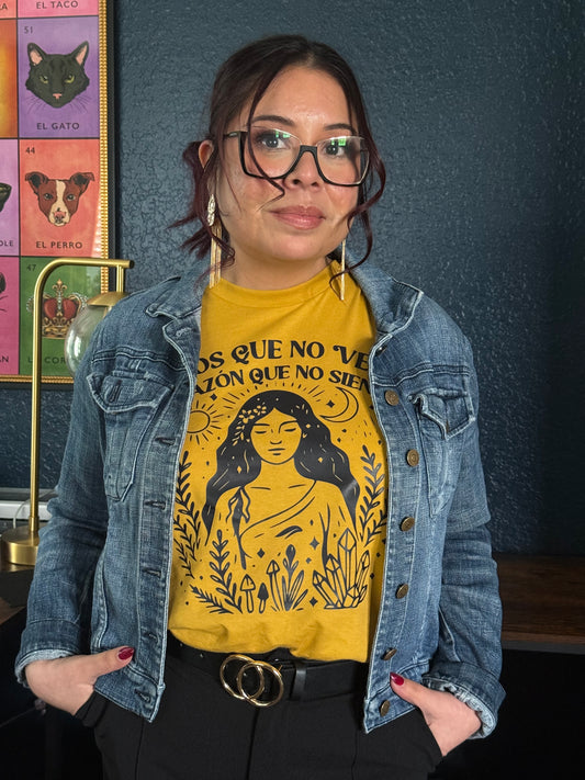 Ojos Que No Ven Corazón Que No Siente - T-Shirt